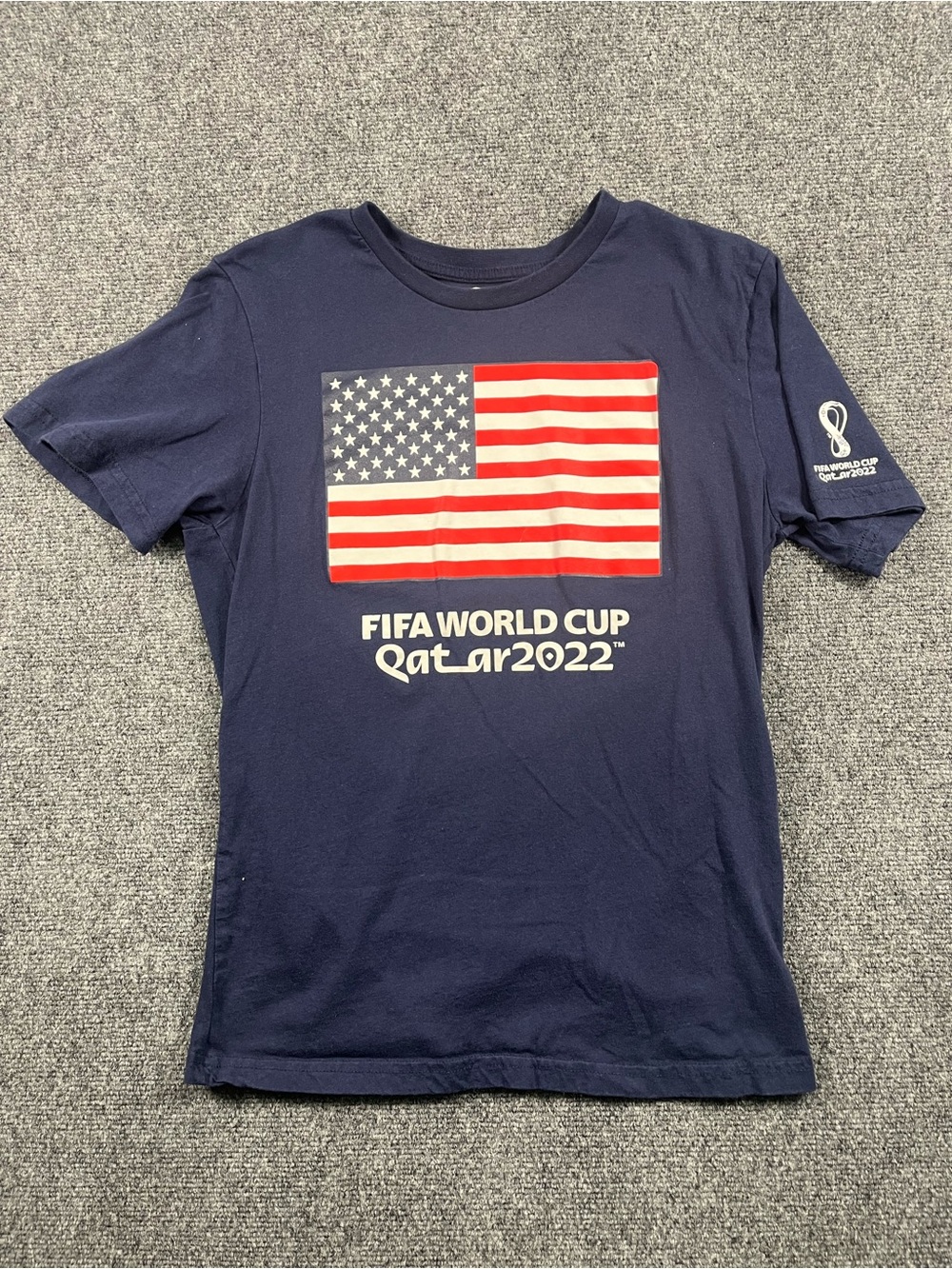FIFA World Cup Qatar 2022 Navy USA Flag Tee Unisex medium.     0013
